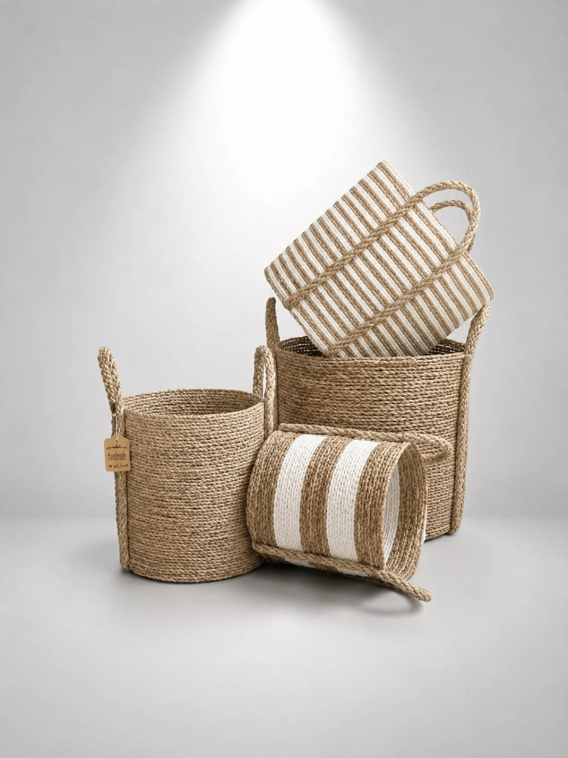 Natural Pandanus Fiber Storage Basket Set (4 Sizes) with Stripe Accent